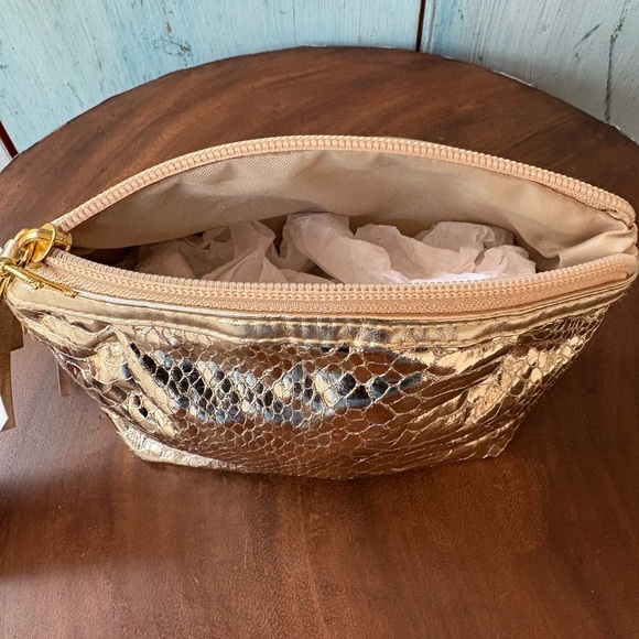 Cosmetic bag bundle (2) one in peach/gold foil & other in gold snakeskin pattern - Picture 6 of 10